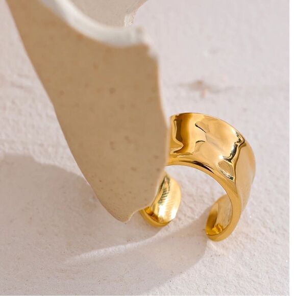 #12 NEW Unique Hammered Gold Chunky Ring - Picture 9 of 11